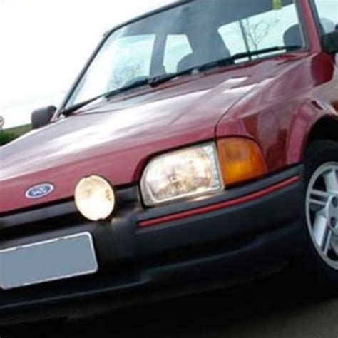 escort ficha técnica|Ford Escort